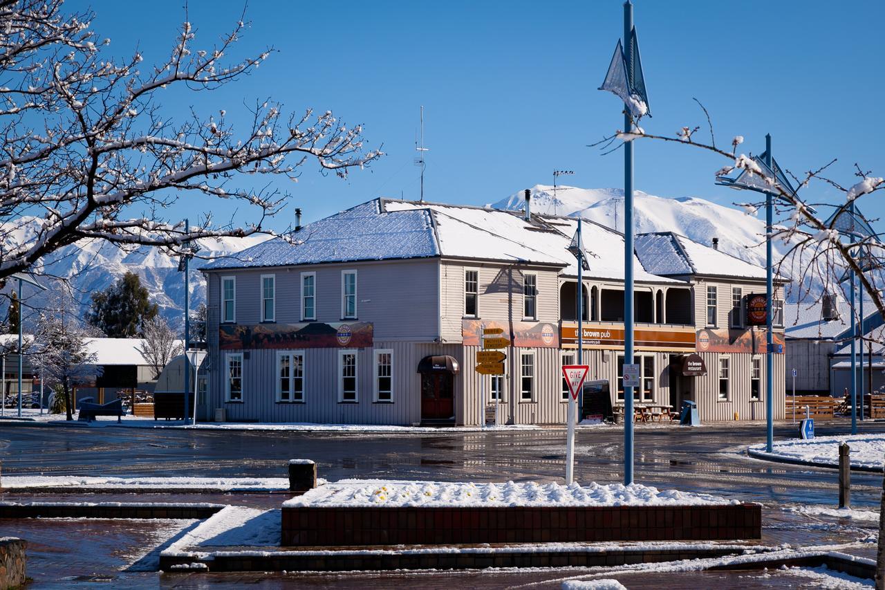 The Brown Pub Hotel Methven Exterior photo