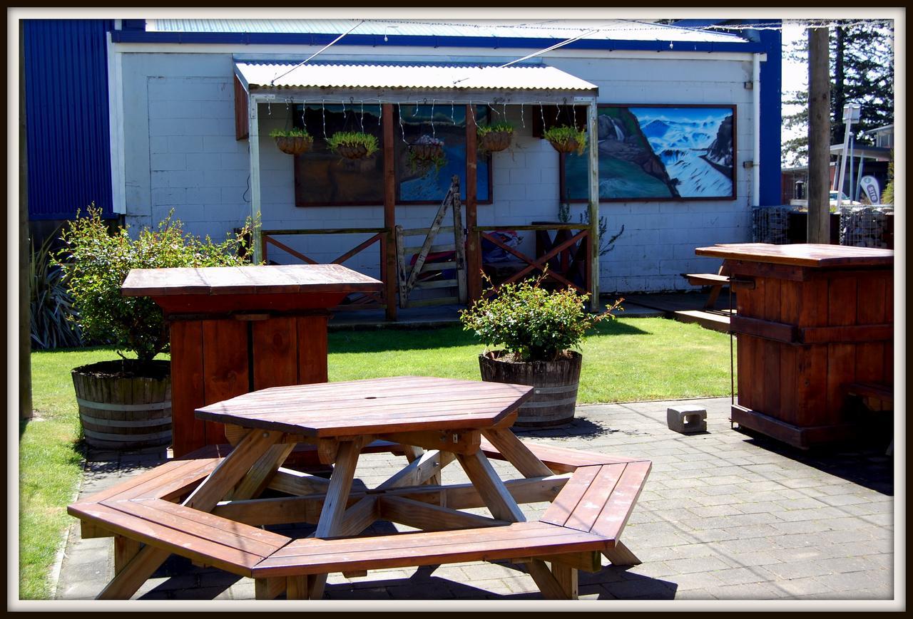 The Brown Pub Hotel Methven Exterior photo